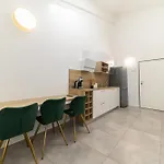 Daire Lukas By Belmont Realty