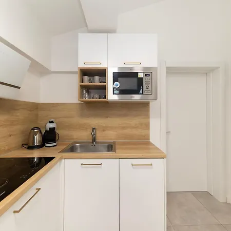 Lukas By Belmont Realty 아파트 자다르