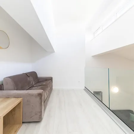 Lukas By Belmont Realty * 자다르